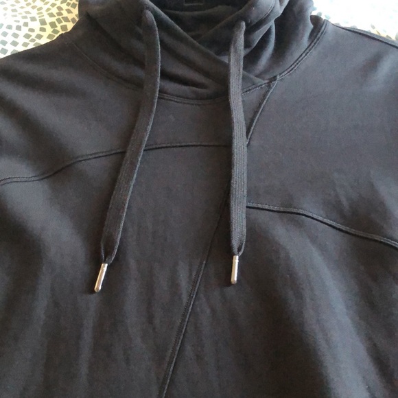 Lululemon Broken Beats Hoodie. - Picture 5 of 8